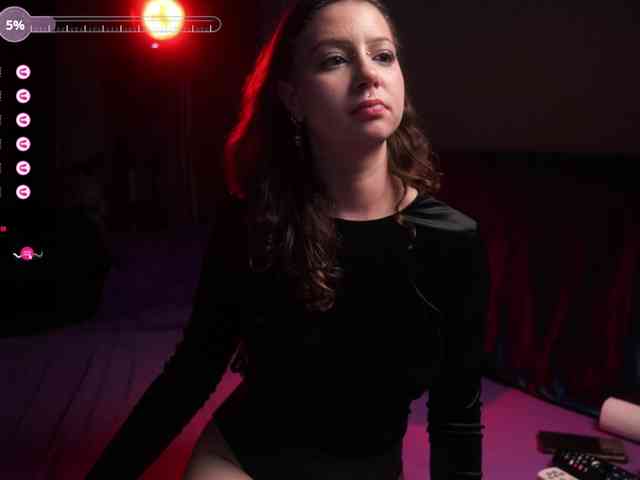 Megan_Cox webcam