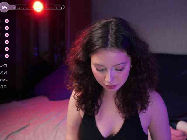 Megan_Cox webcam