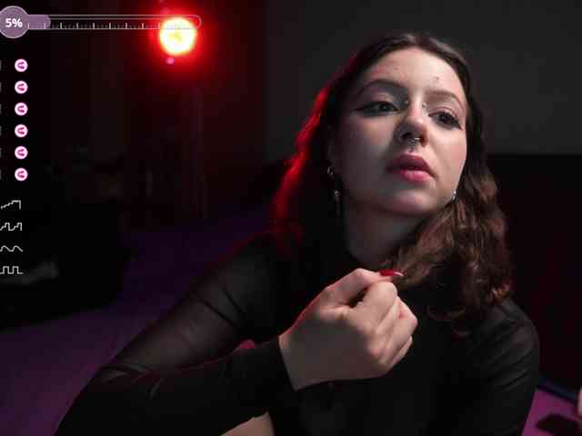 Megan_Cox webcam