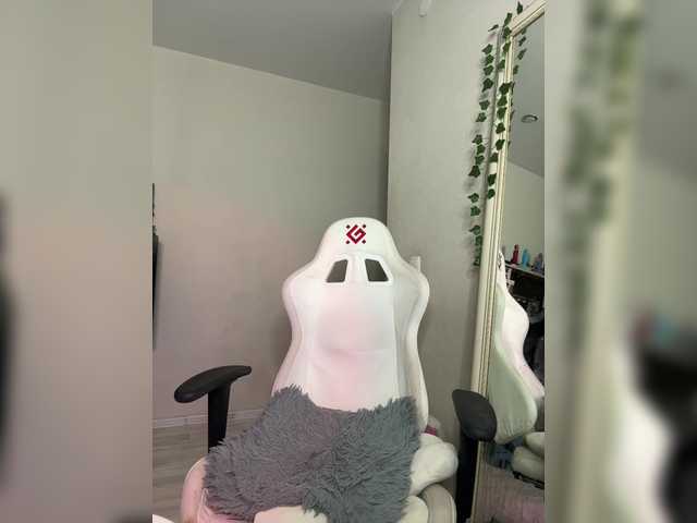 YoloLove from BongaCams is Freechat