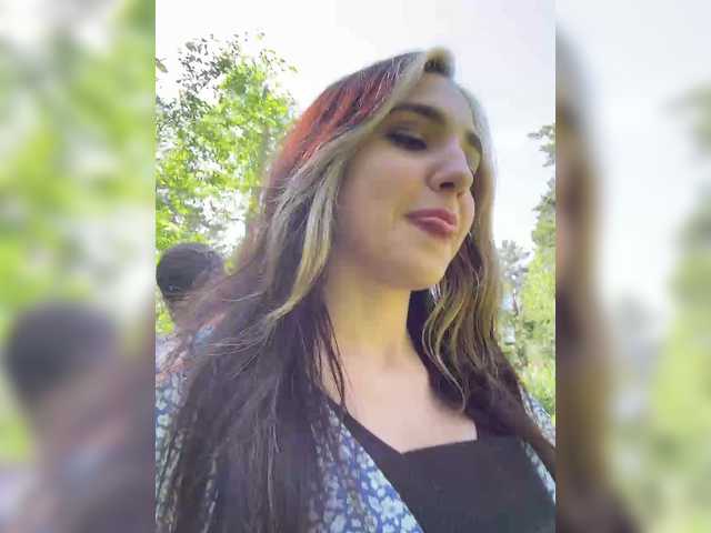 YoloLove live cam