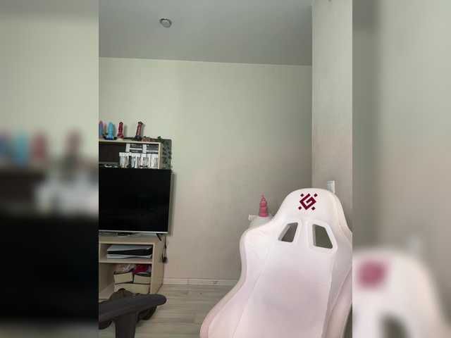 YoloLove from BongaCams is Freechat