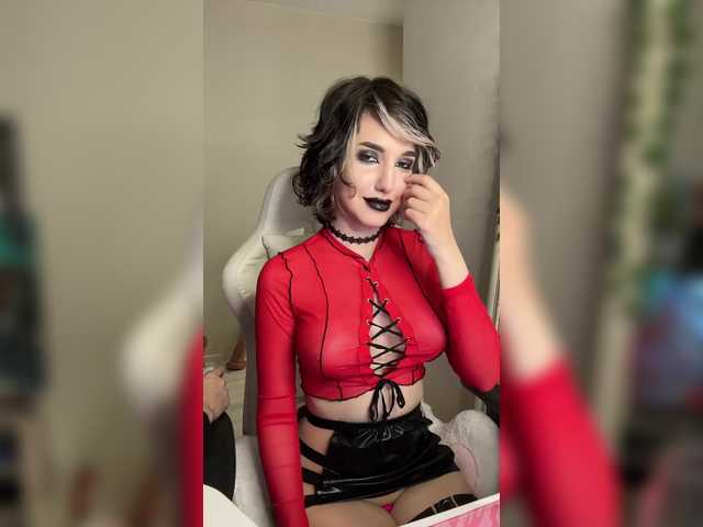 go to chat with Honey_buns