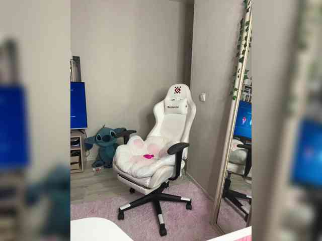 Honey_buns webcam