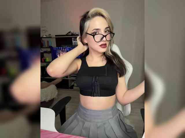 adult roleplay chat YoloLove