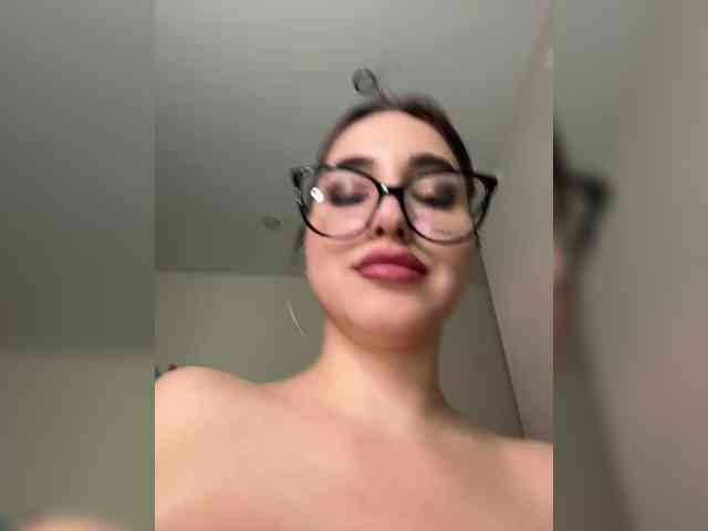 Honey_buns webcam