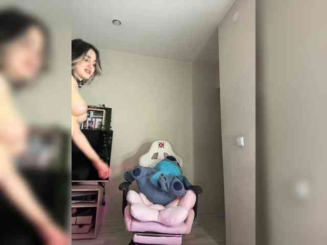 xxx chat room YoloLove