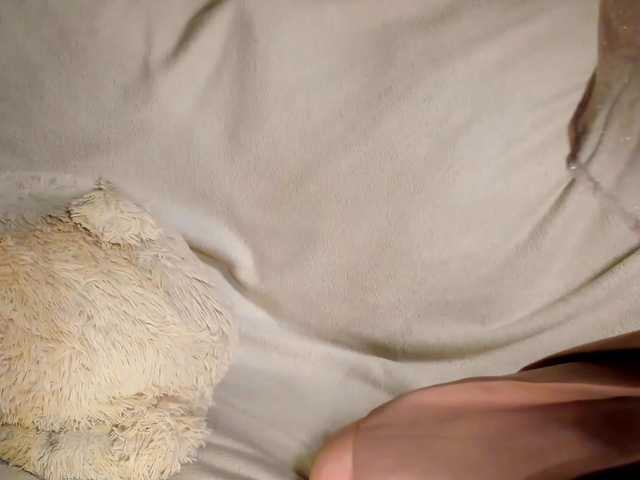 MelMooon's BongaCams show and profile