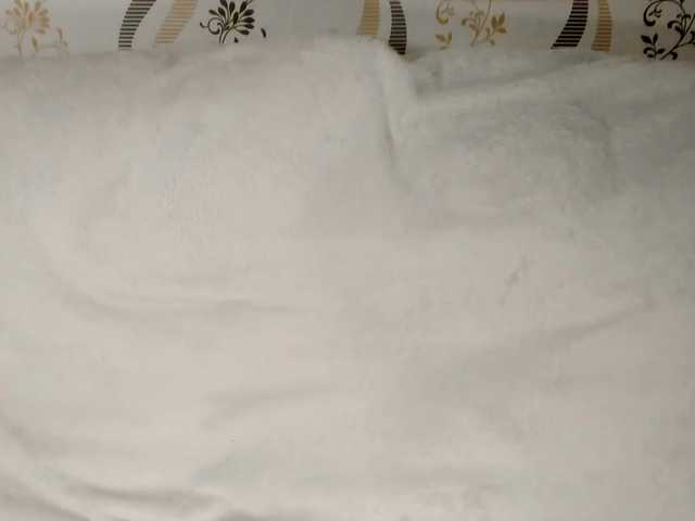 MelMooon's BongaCams show and profile