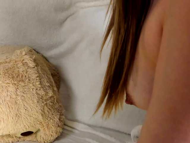 MelMooon's BongaCams show and profile