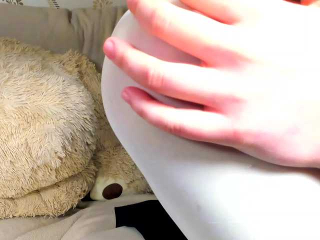 MelMooon's BongaCams show and profile