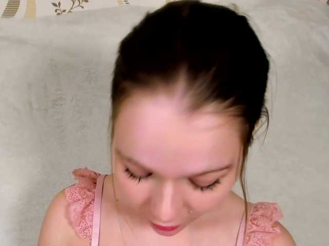 MelMooon's BongaCams show and profile