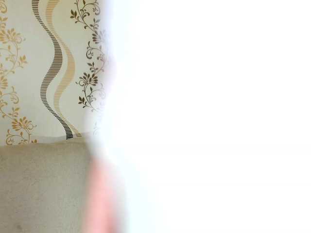 MelMooon's BongaCams show and profile