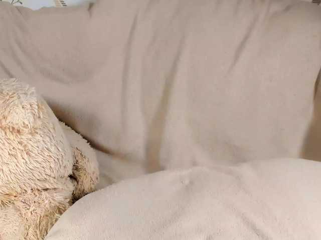 MelMooon's BongaCams show and profile