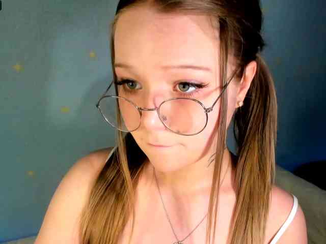 MelMooon webcam
