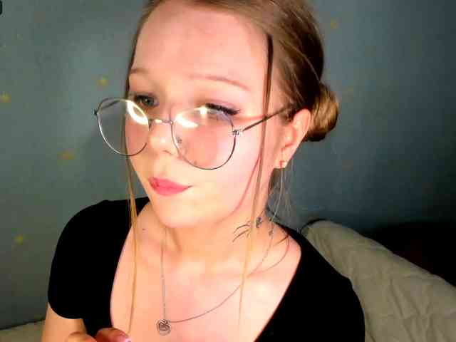 MelMooon webcam