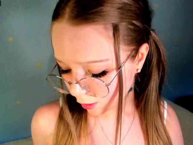 MelMooon webcam