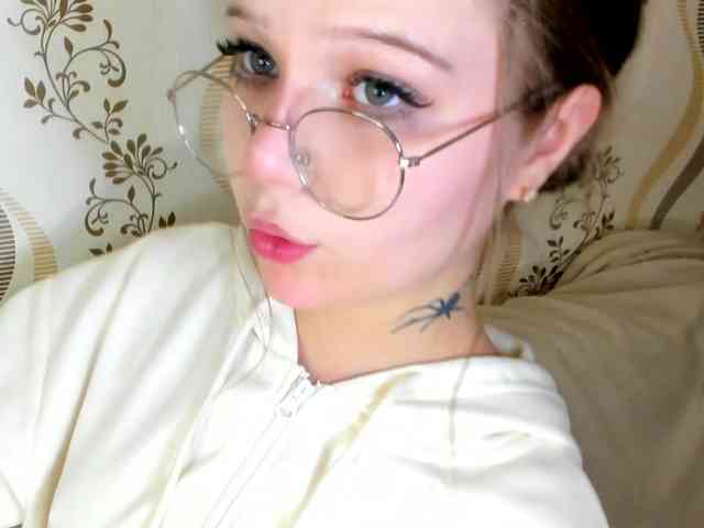 MelMooon webcam