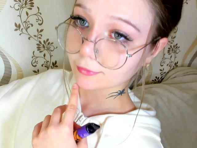MelMooon webcam