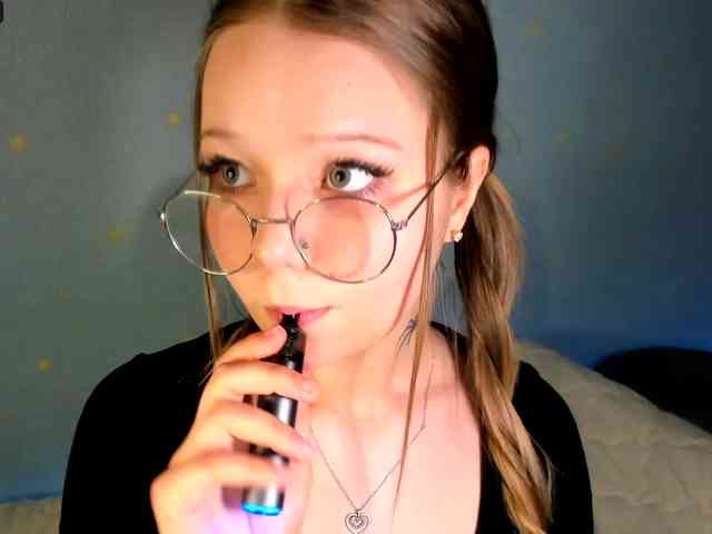 MelMooon webcam
