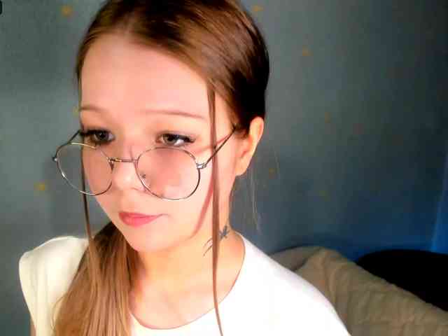 MelMooon webcam