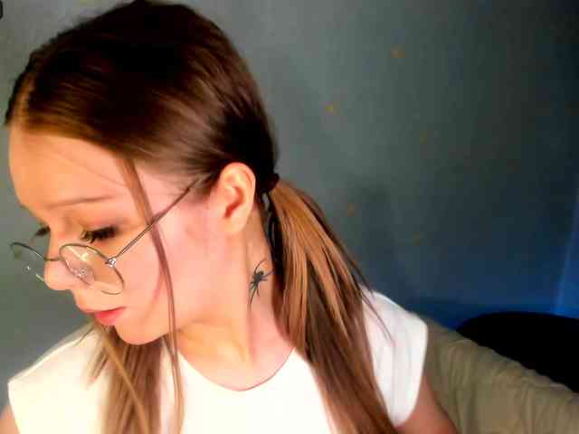 MelMooon webcam