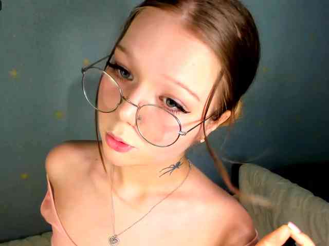 MelMooon webcam