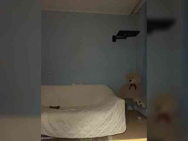 MelMooon webcam