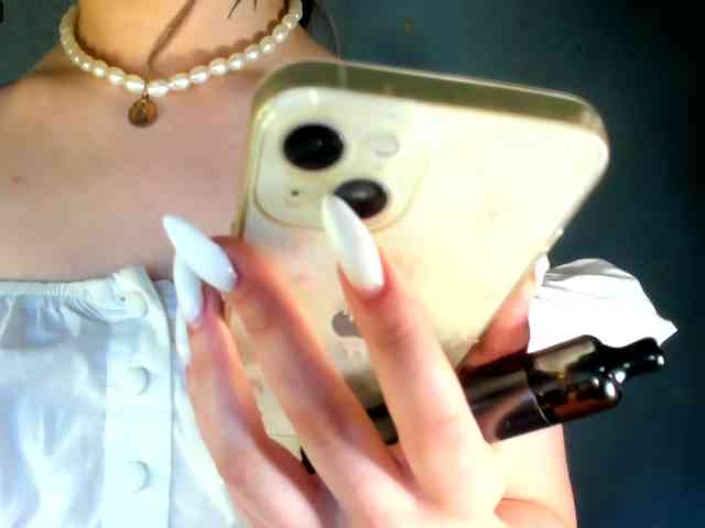 MelMooon webcam