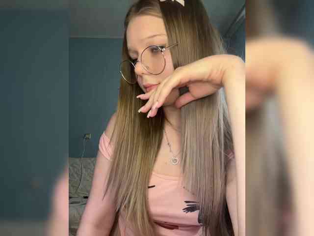 MelMooon webcam
