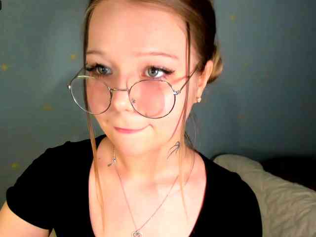 MelMooon webcam