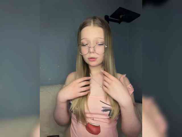MelMooon webcam
