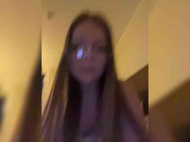MelMooon webcam