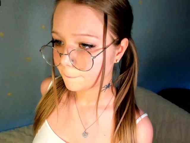 MelMooon webcam