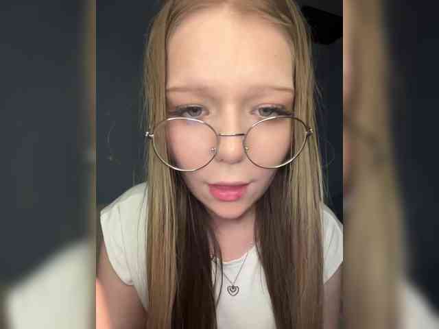 MelMooon webcam
