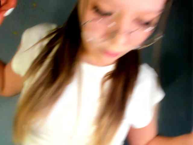 MelMooon webcam