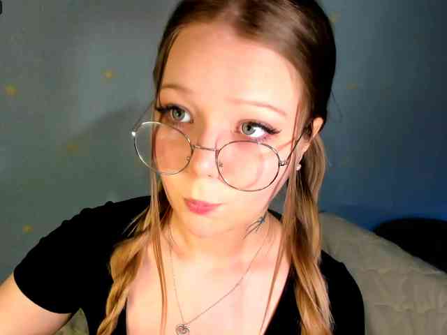 MelMooon webcam