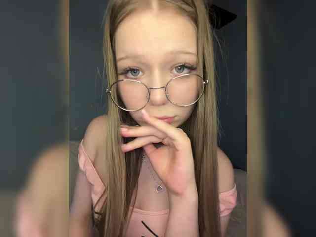 adult live sex webcam MelMooon