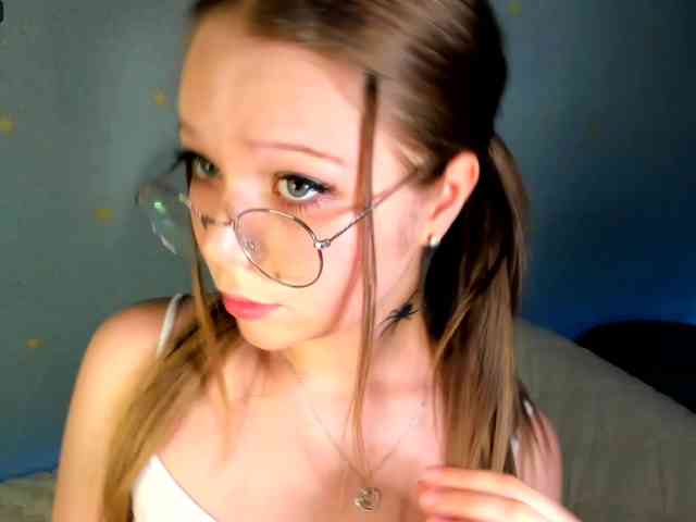 MelMooon webcam