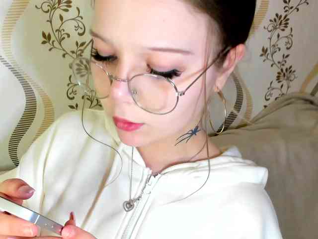 MelMooon webcam