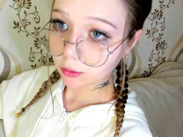 MelMooon webcam