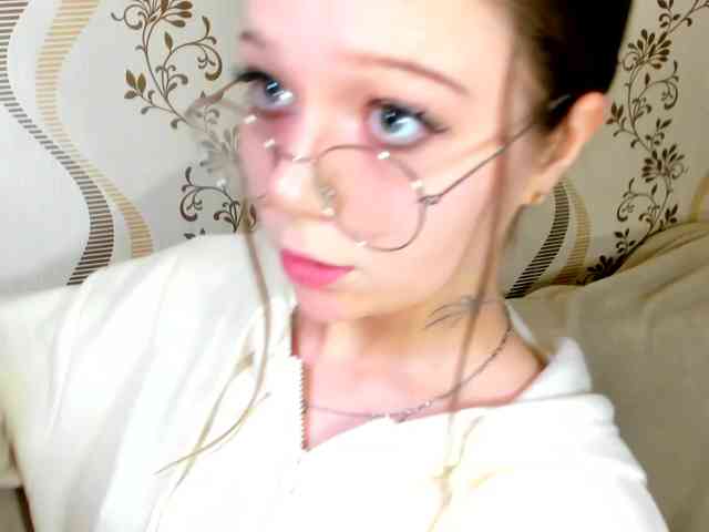 adult video cam MelMooon