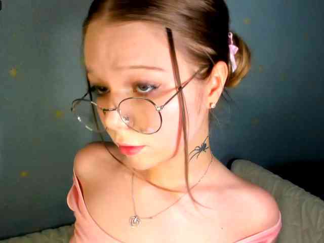 MelMooon webcam