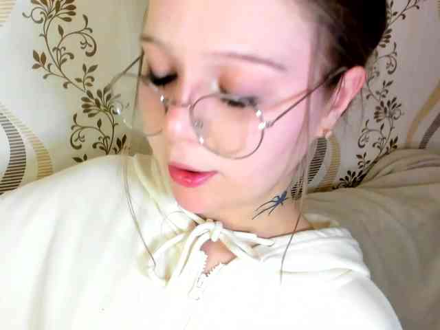 MelMooon webcam