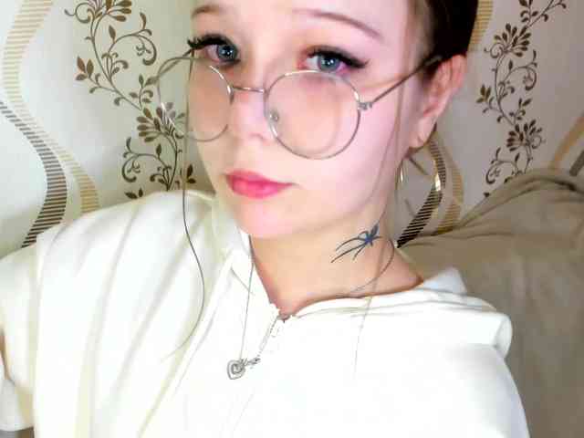 MelMooon webcam