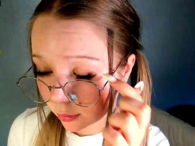 MelMooon webcam