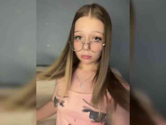 MelMooon webcam