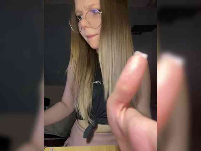 MelMooon webcam