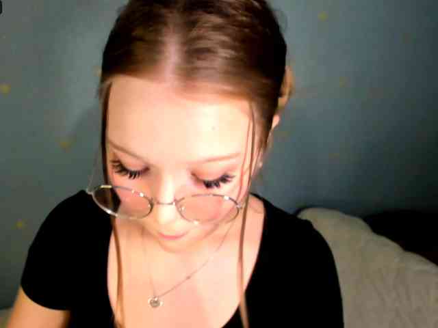 MelMooon webcam