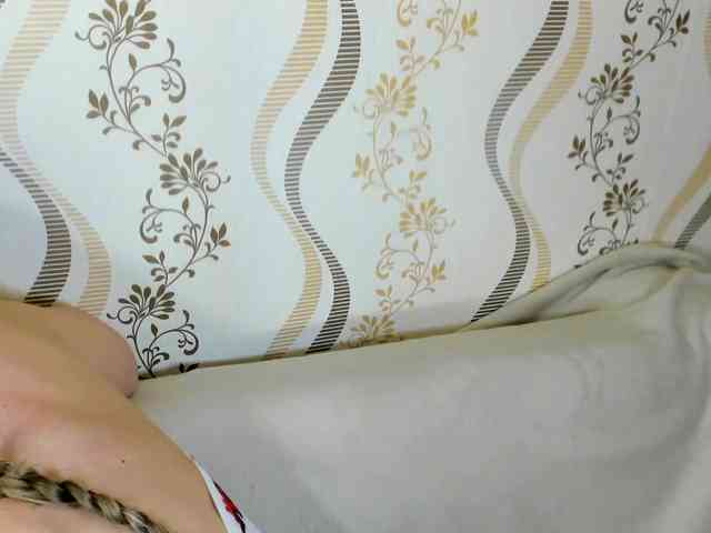 MelMooon webcam